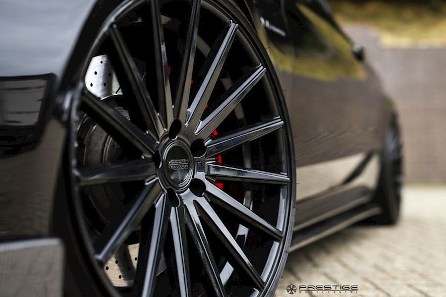 Mercedes C63s lowered and installed with custom Vossen VFS2 wheels